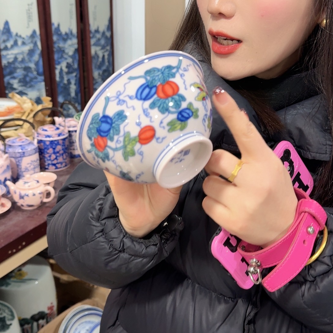 摆件瓷///////景德镇陶瓷瓷器。