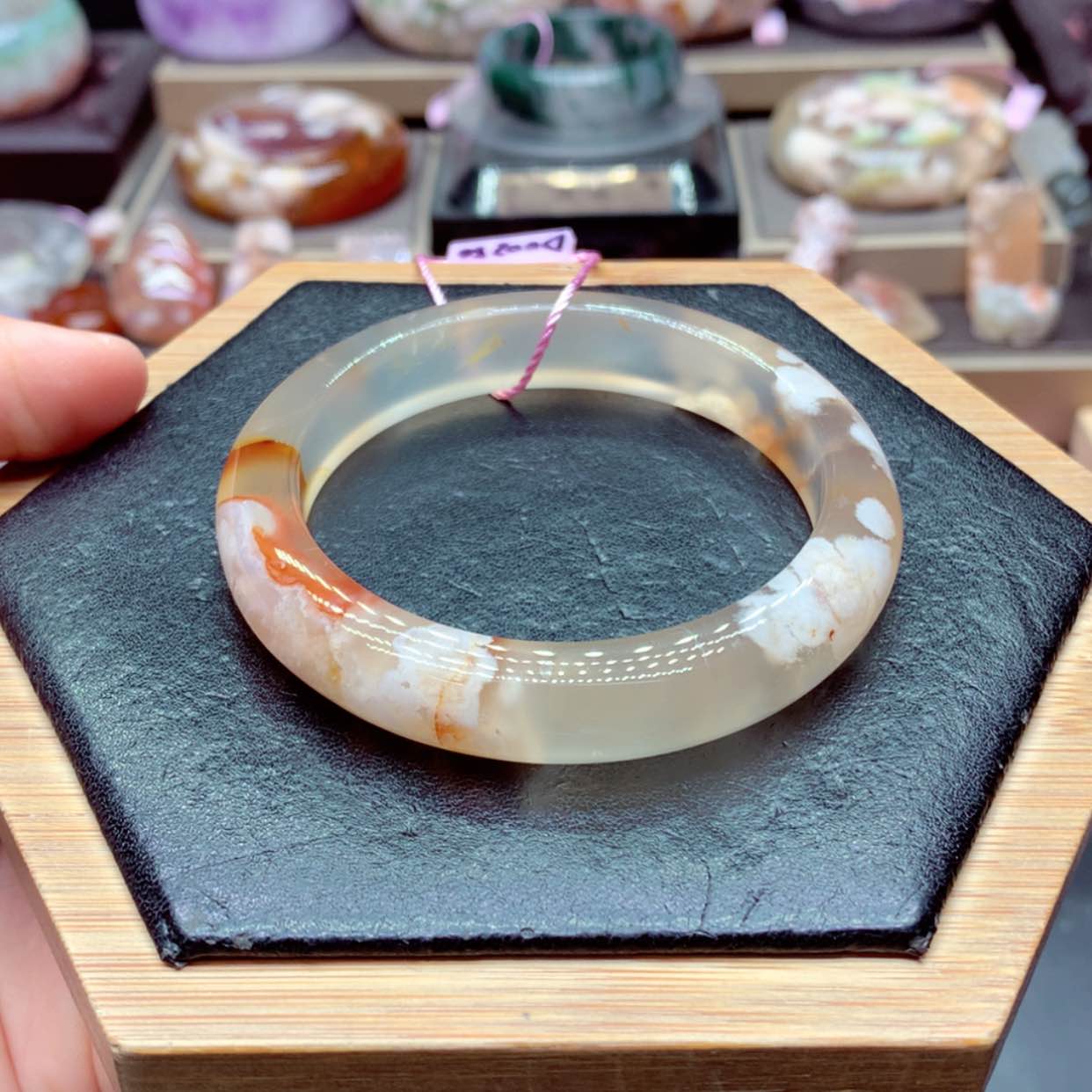 【闪购商品】玛瑙/玉髓手镯未镶嵌钟*高9