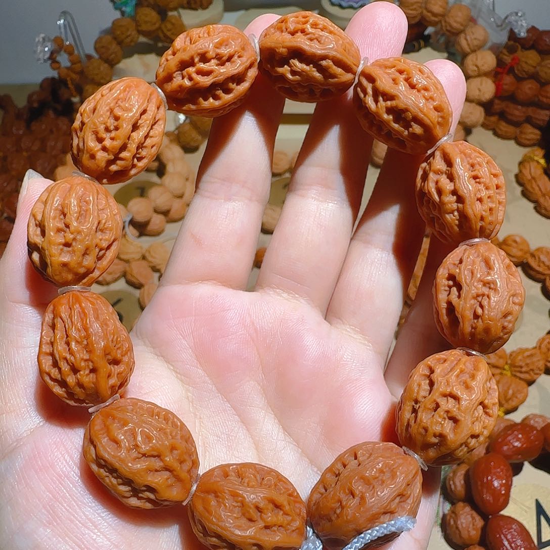 文玩核桃吊坠招财八棱小枣