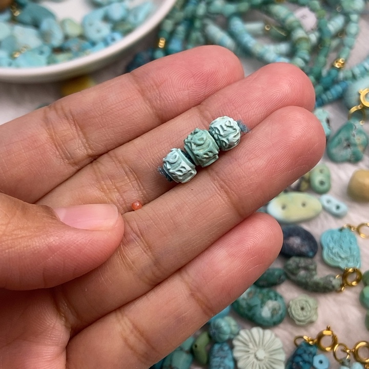 南红玛瑙未镶嵌珠宝奇石