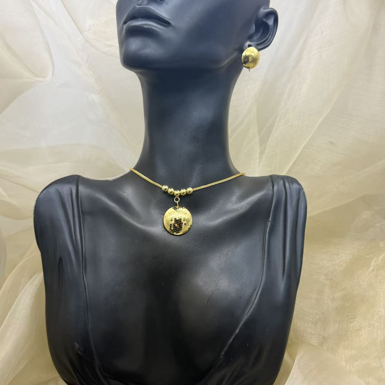 C播 20.12g 足金999 套链d