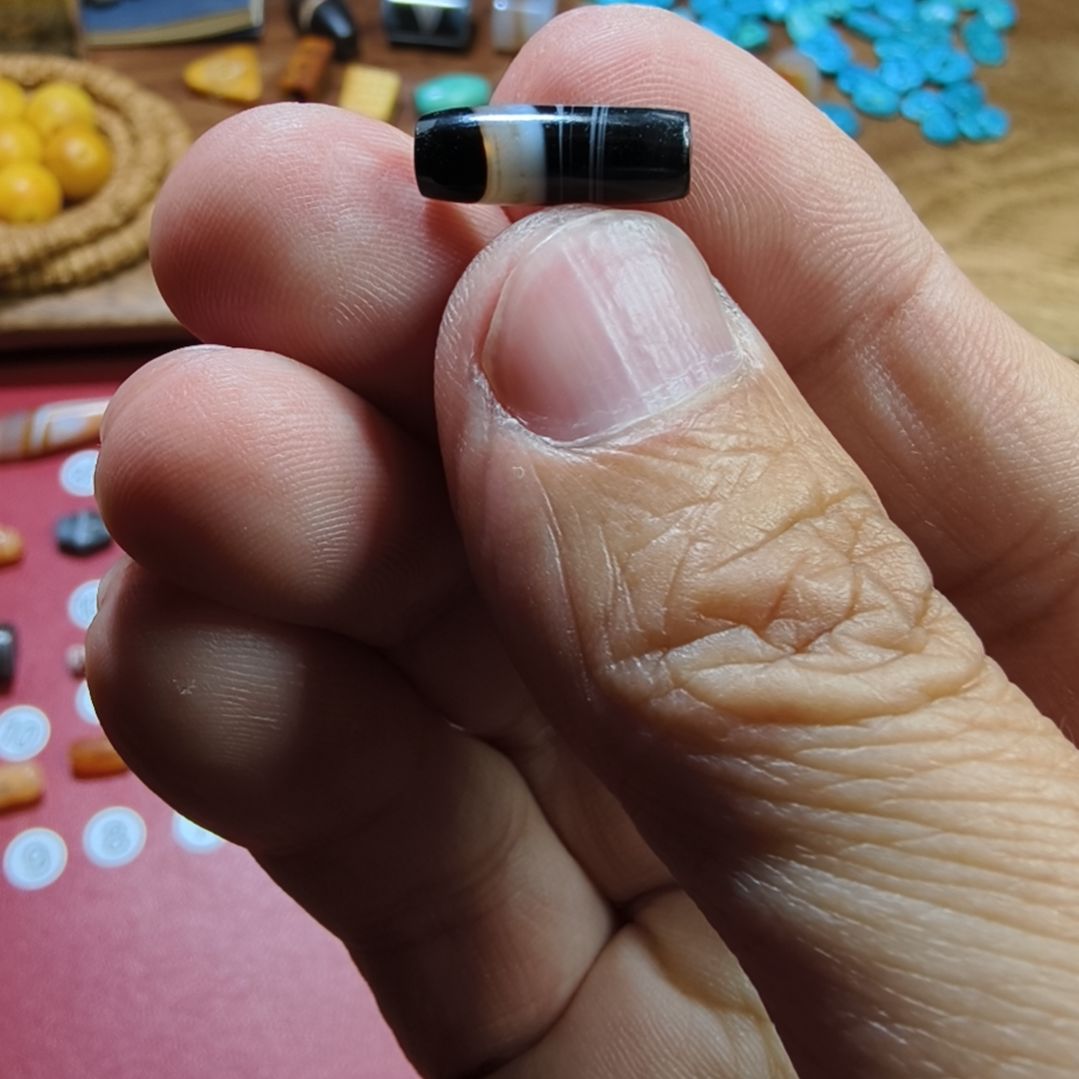 玛瑙/玉髓未镶嵌天然原矿玛瑙