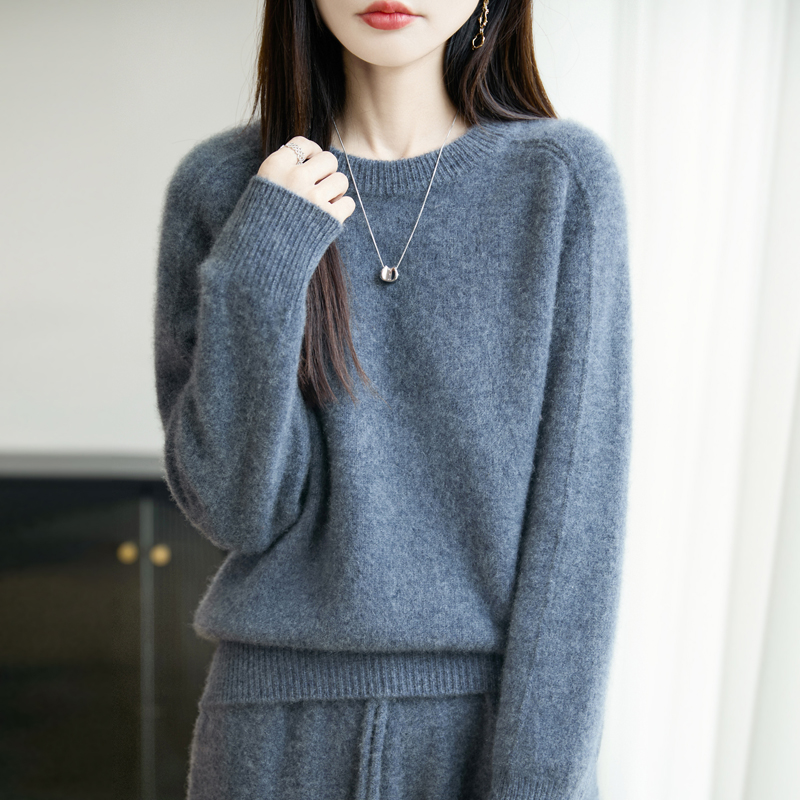 鄂尔斯市纯100羊毛衫女秋冬新款加厚宽松毛衣女士纯色针织打底衫