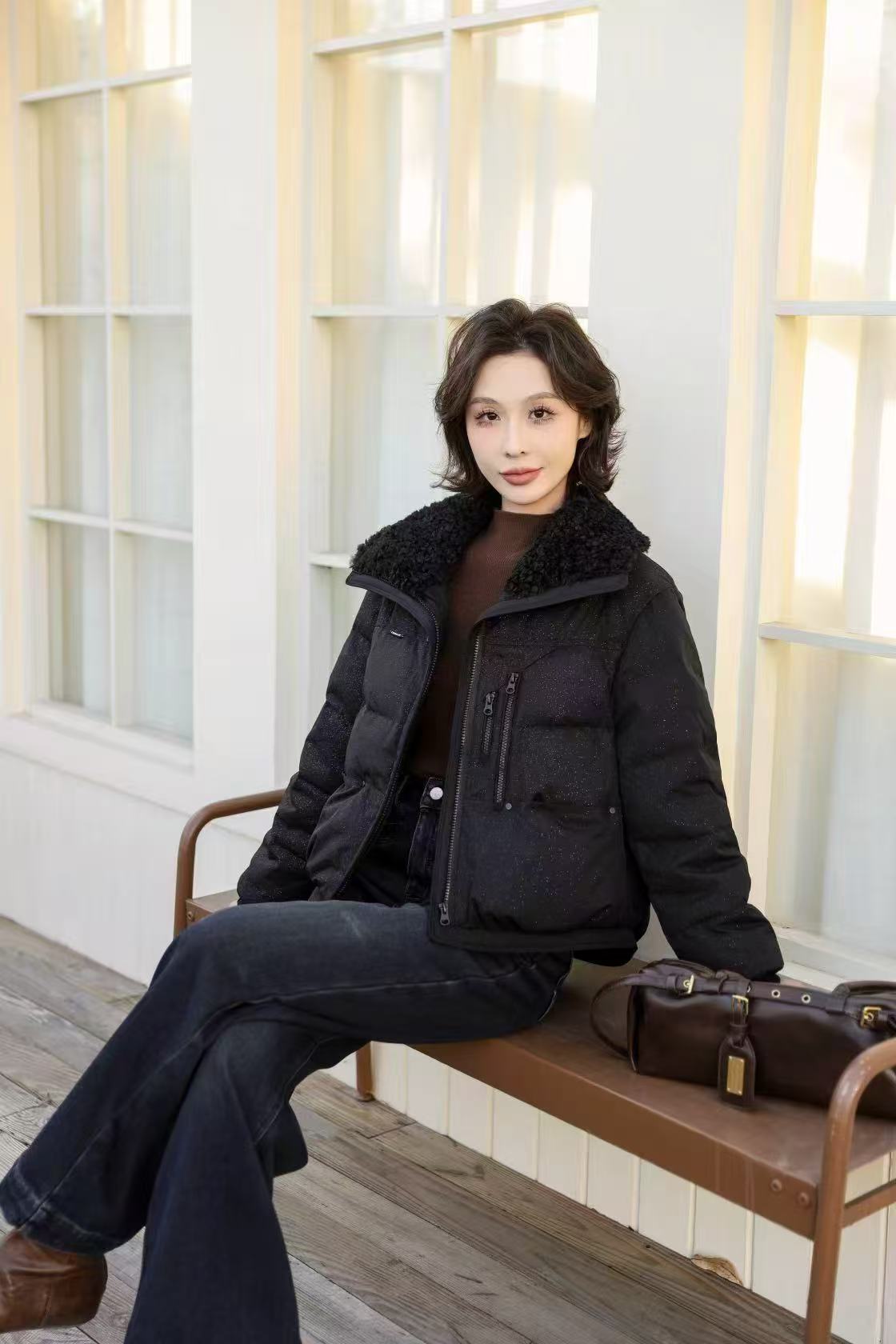 欧洲站乌衣轩冬季新款时尚百搭羽绒服女