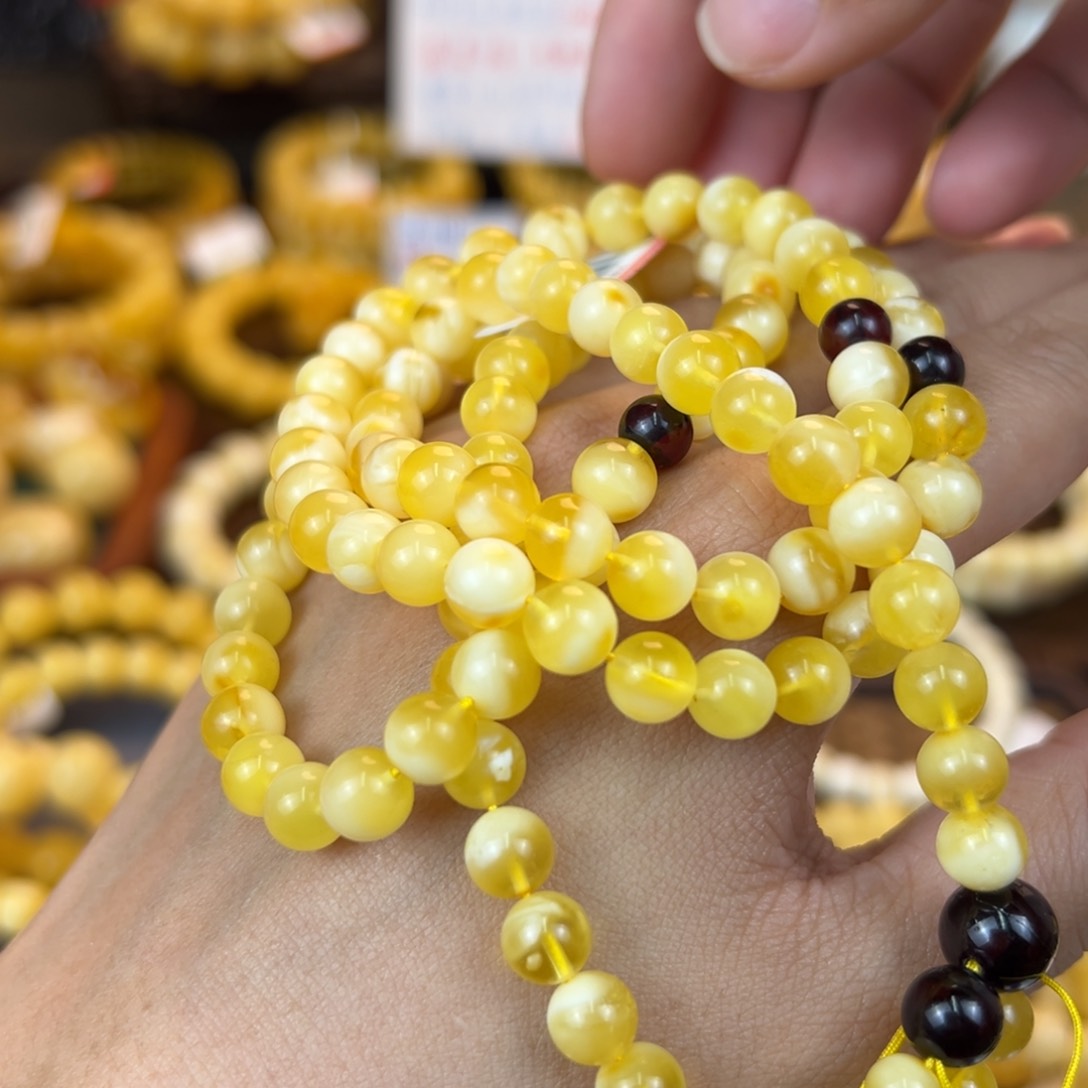 琥珀裸石未镶嵌kkjjjjjjnn