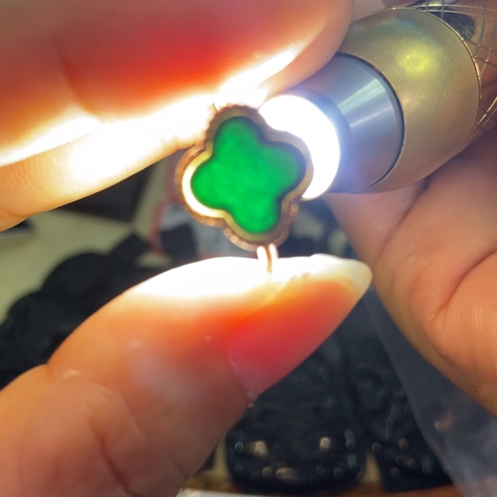 翡翠戒指未镶嵌墨翠