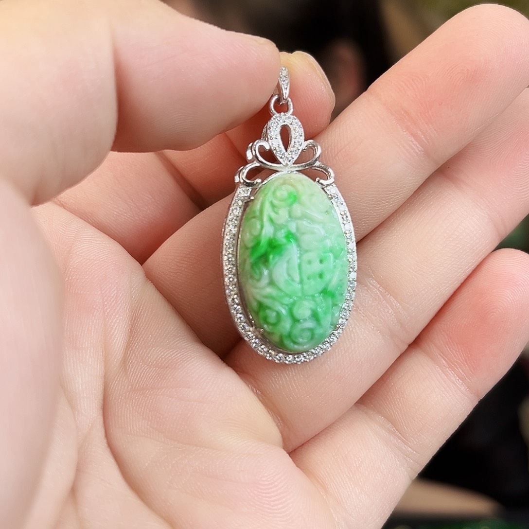 翡翠银S925镶嵌颈饰吊坠