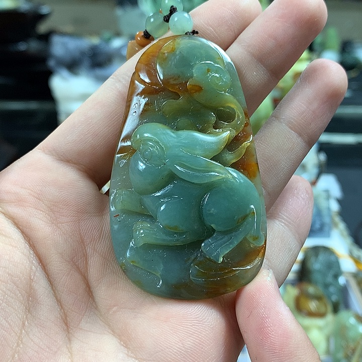 岫玉手把件未镶嵌