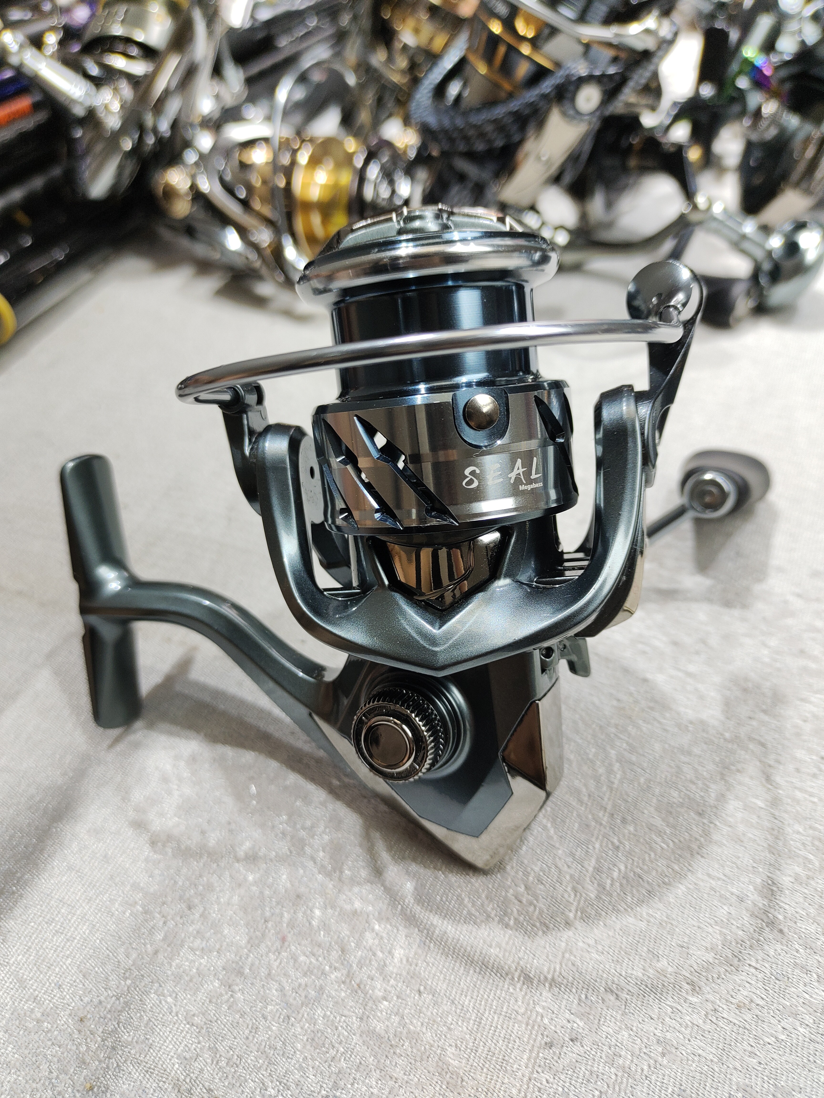 麦克巴士 淡海水通用轮 速比5.1:1速比 钓大鱼