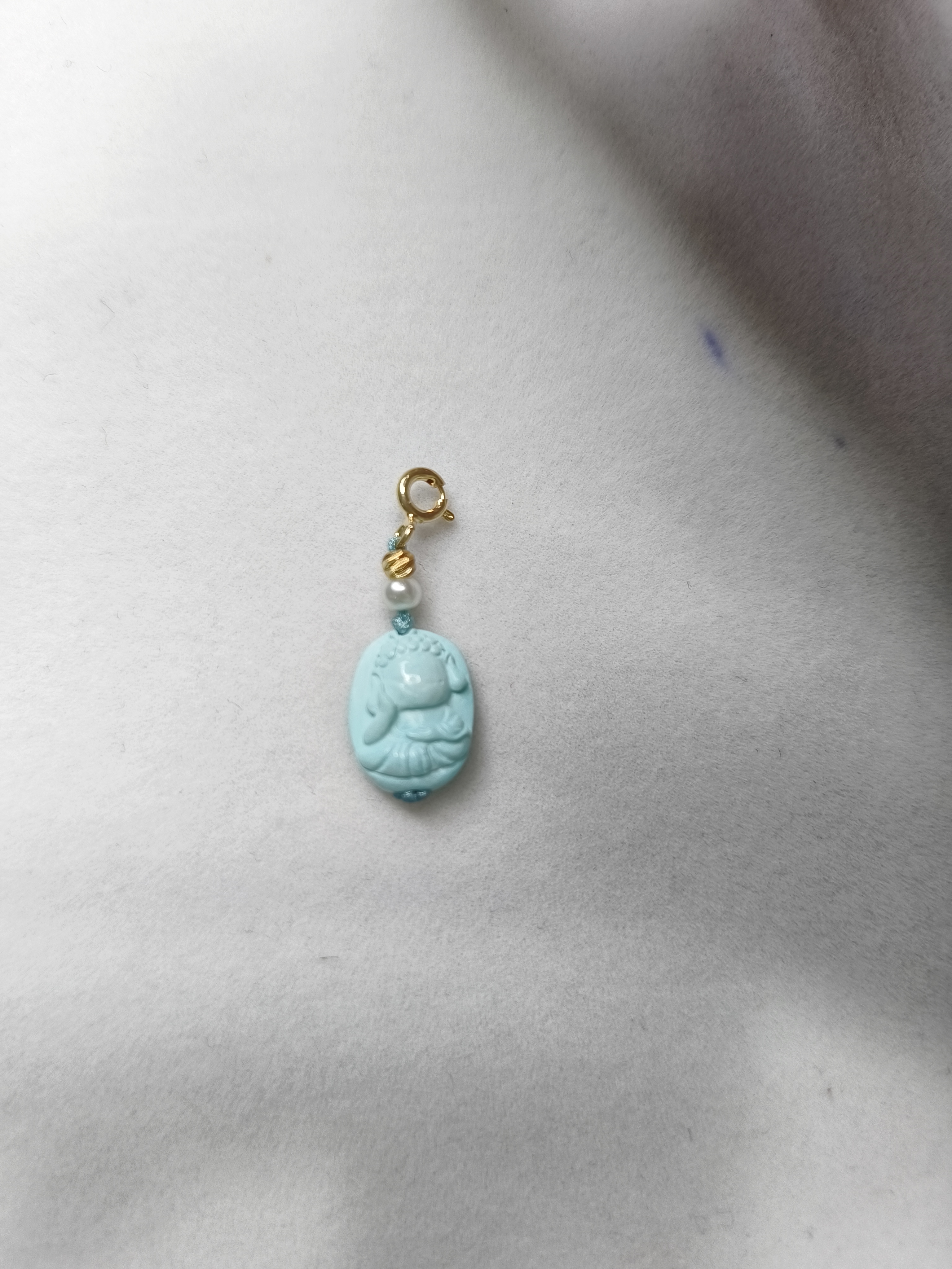 天然原矿绿松石雕刻