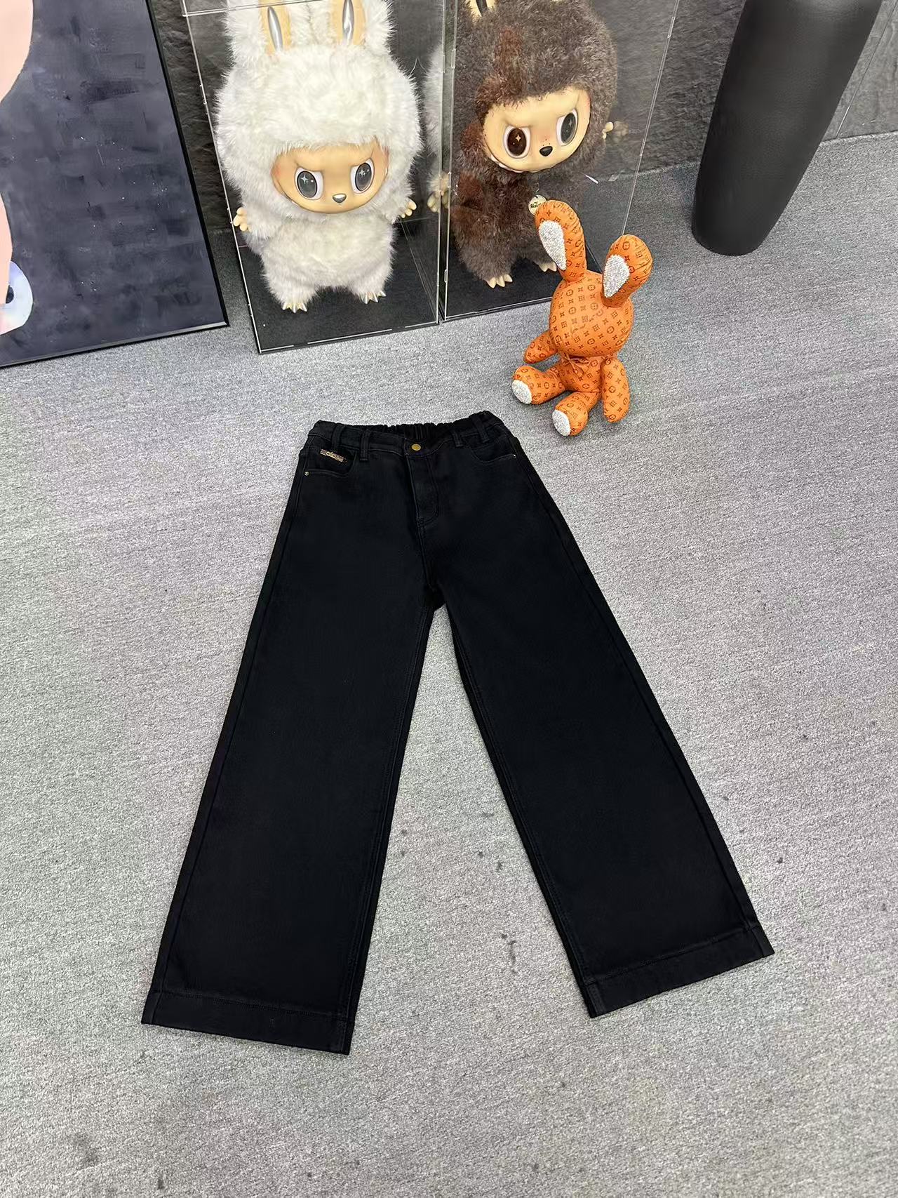89260弹力蜜蜜绒直筒烟管牛仔裤