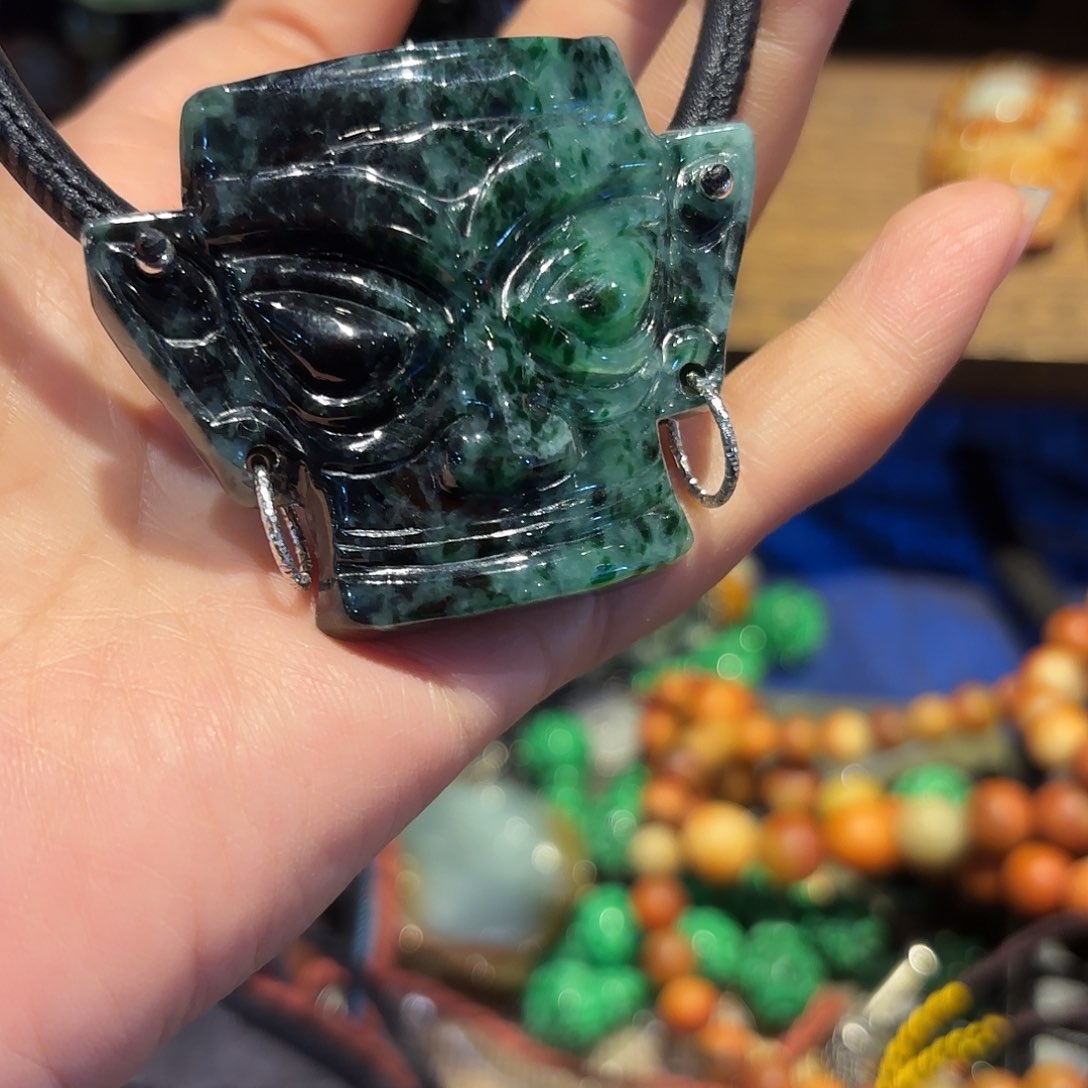 翡翠颈饰未镶嵌原创