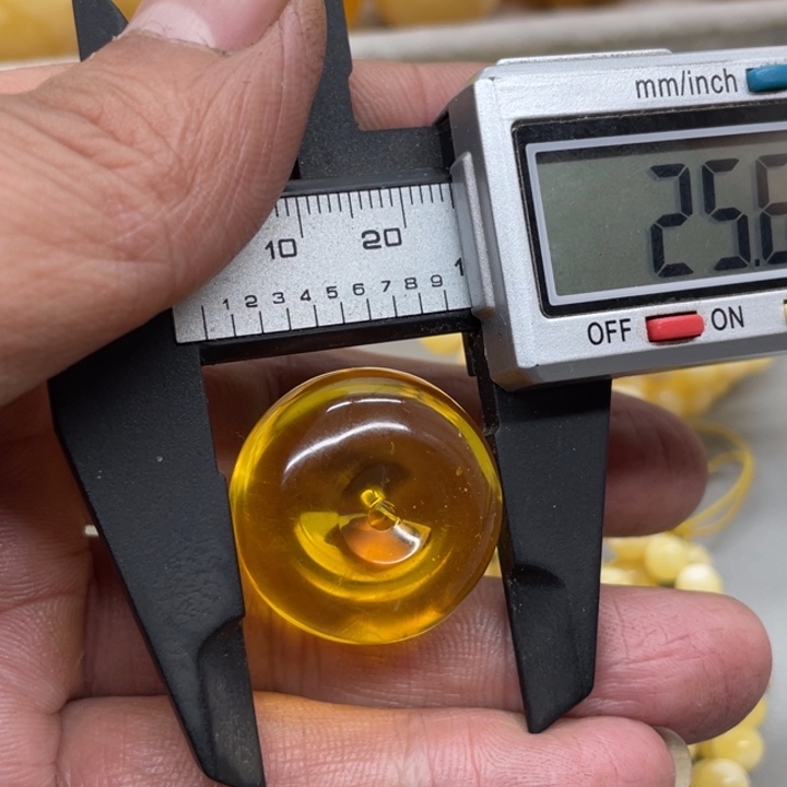 琥珀未镶嵌裸石墩子