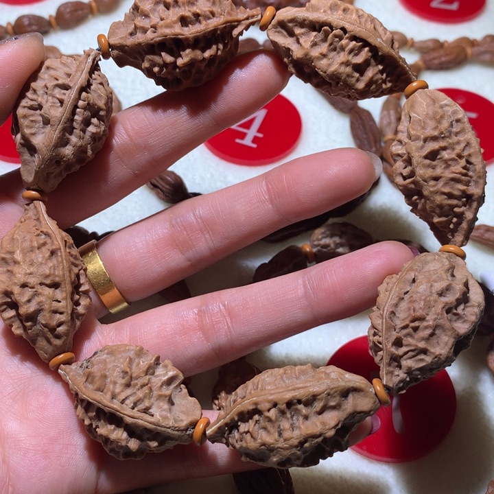 文玩核桃手串601鳄鱼背手持福利带备籽不补籽