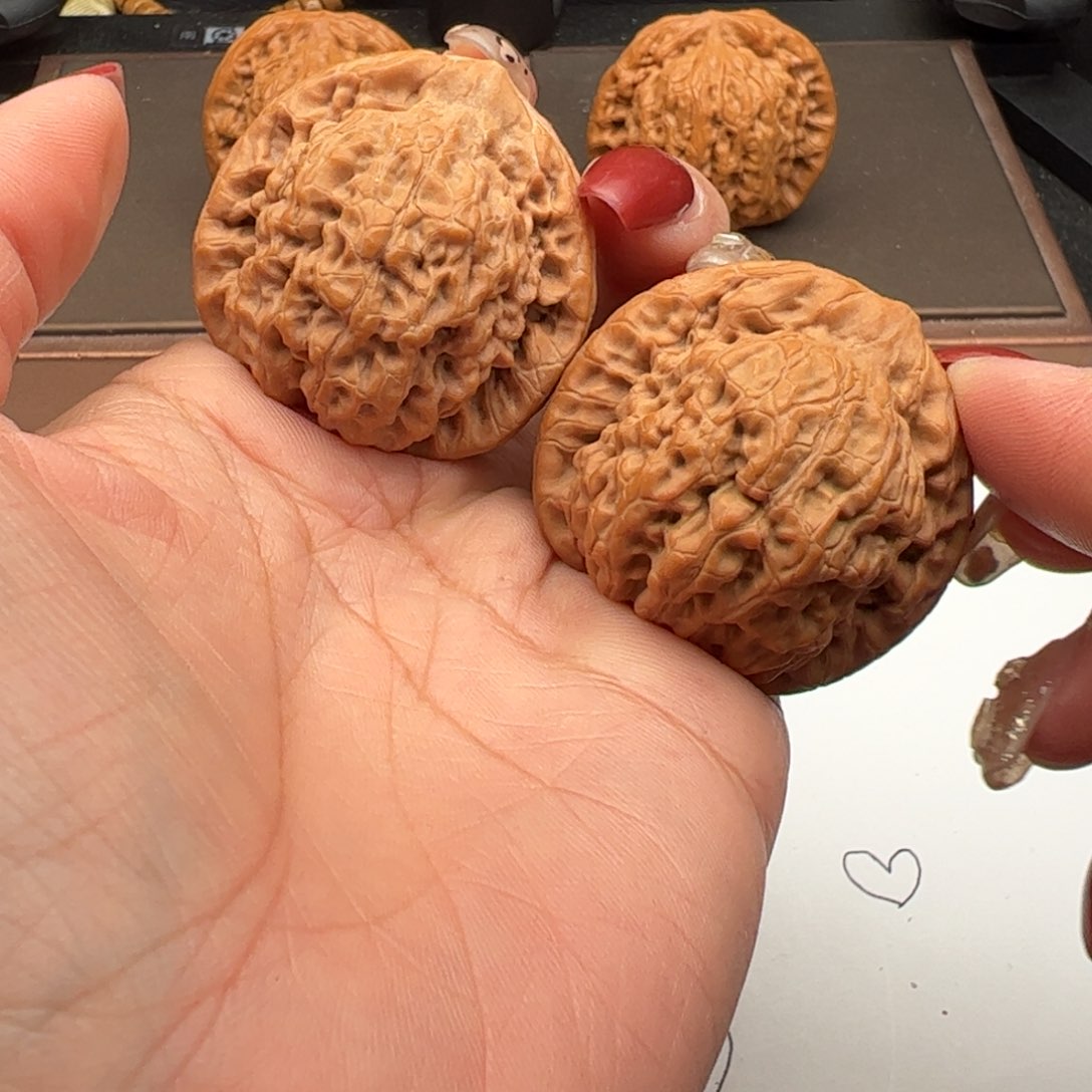 文玩核桃吊坠滢金公子39