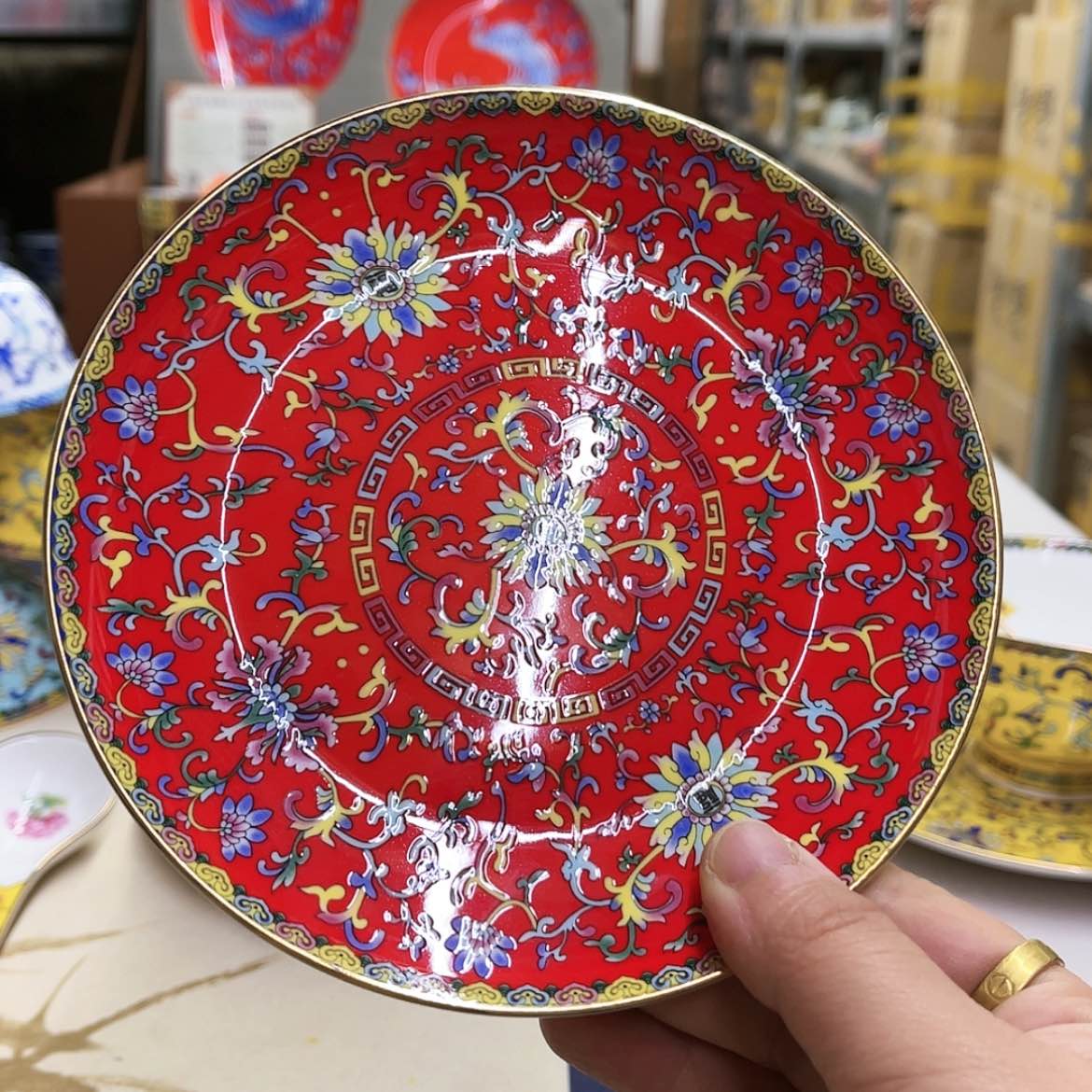 【闪购商品】骨瓷6英寸4平红。。。。。。