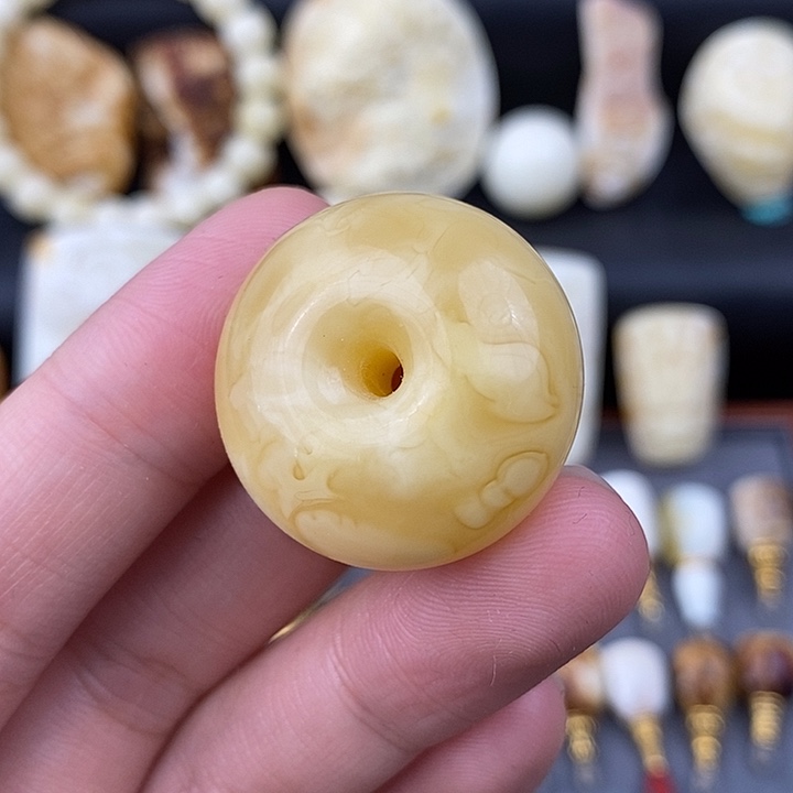 琥珀未镶嵌裸石27平安扣c821