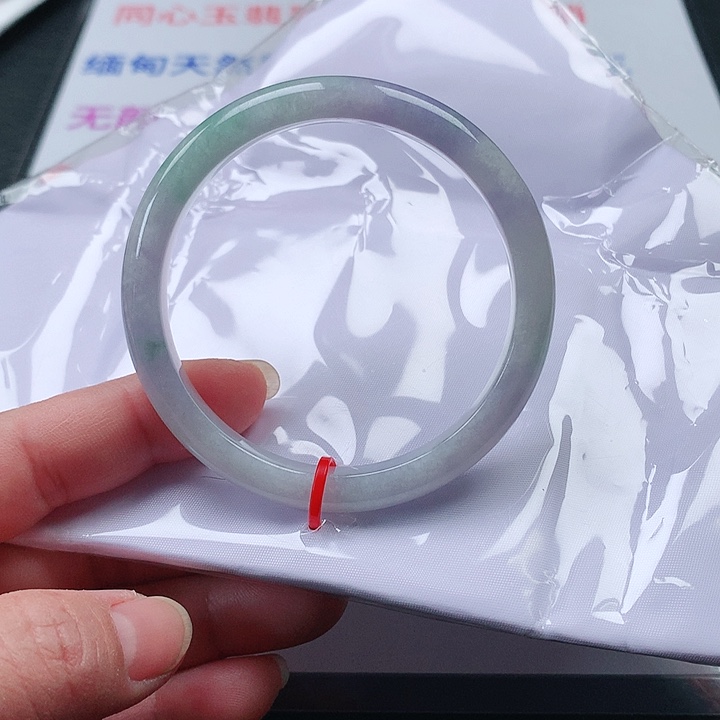 翡翠手镯未镶嵌翡翠040