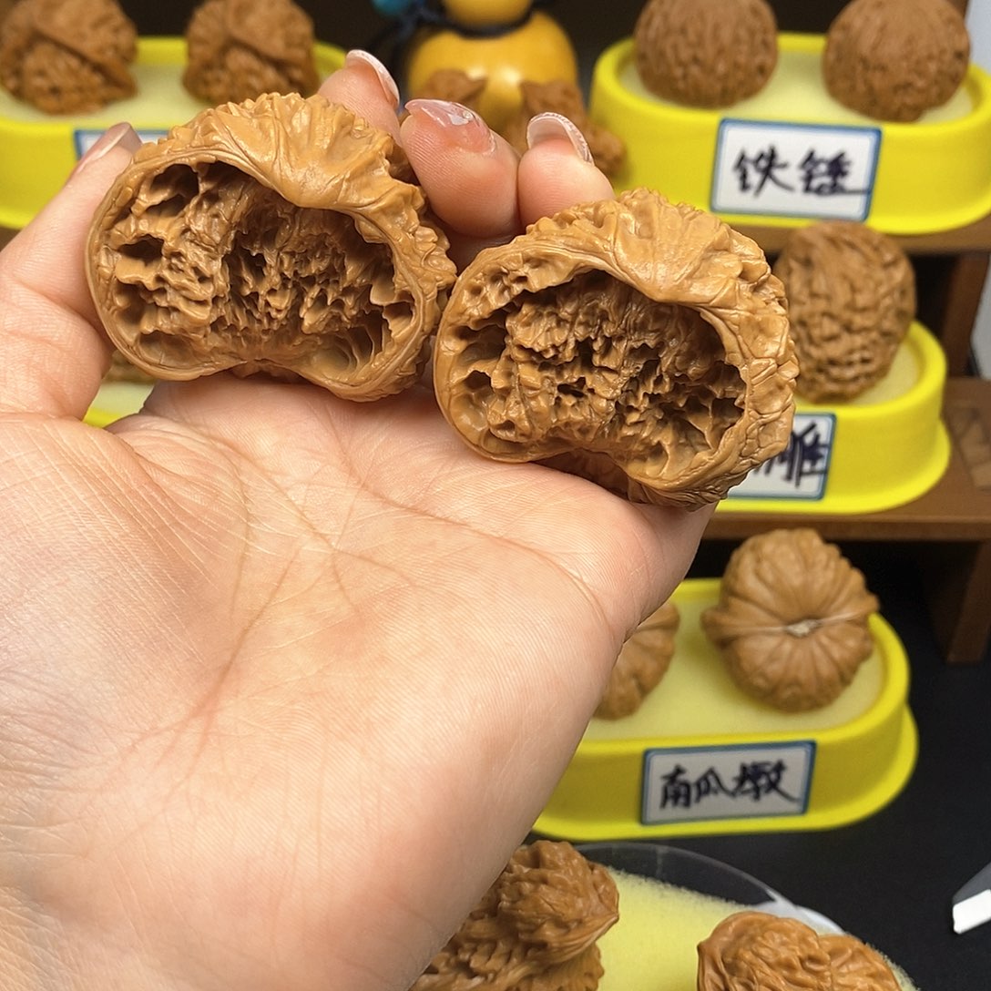 核桃蛇头 文玩/木作/... 文玩把件