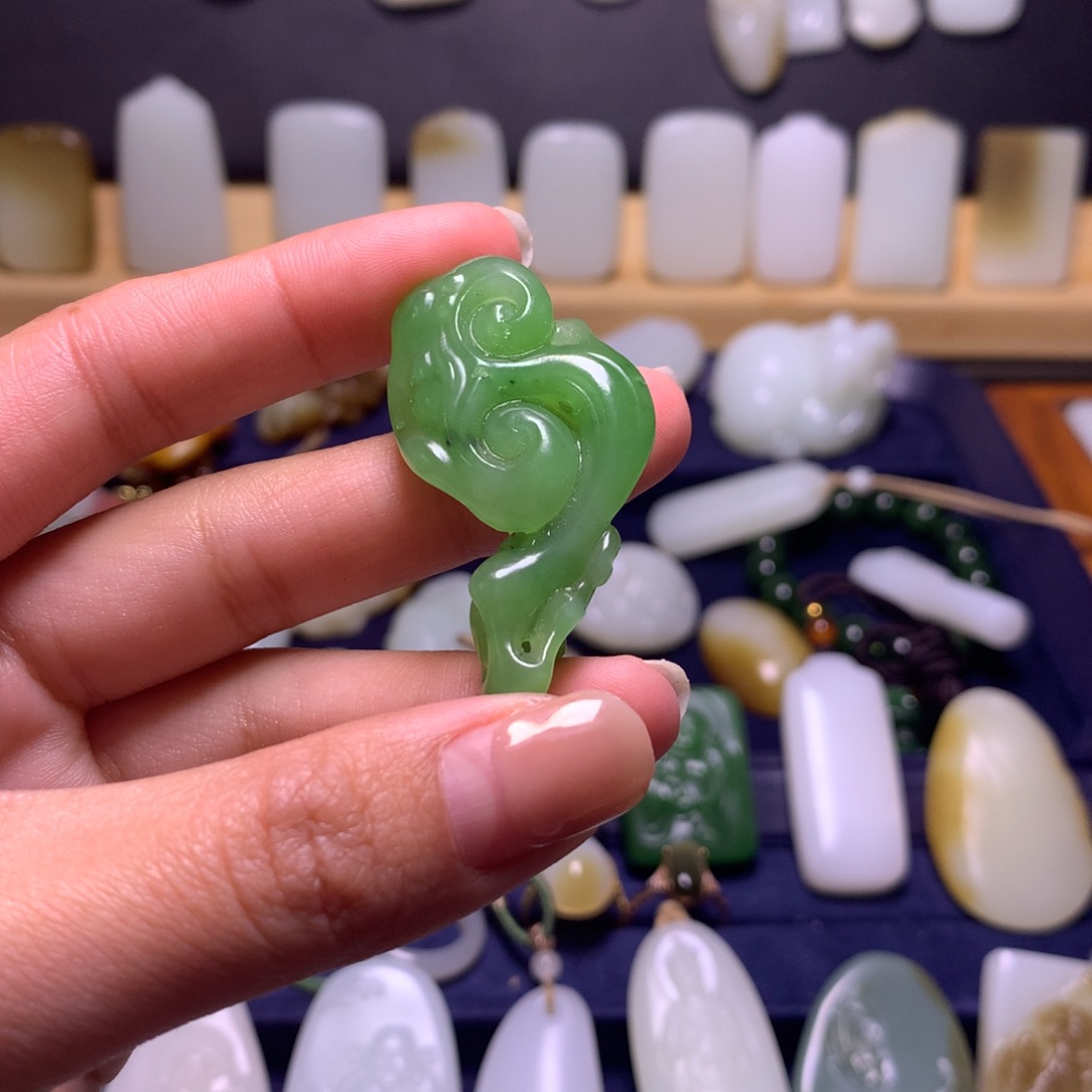 和田玉挂件未镶嵌