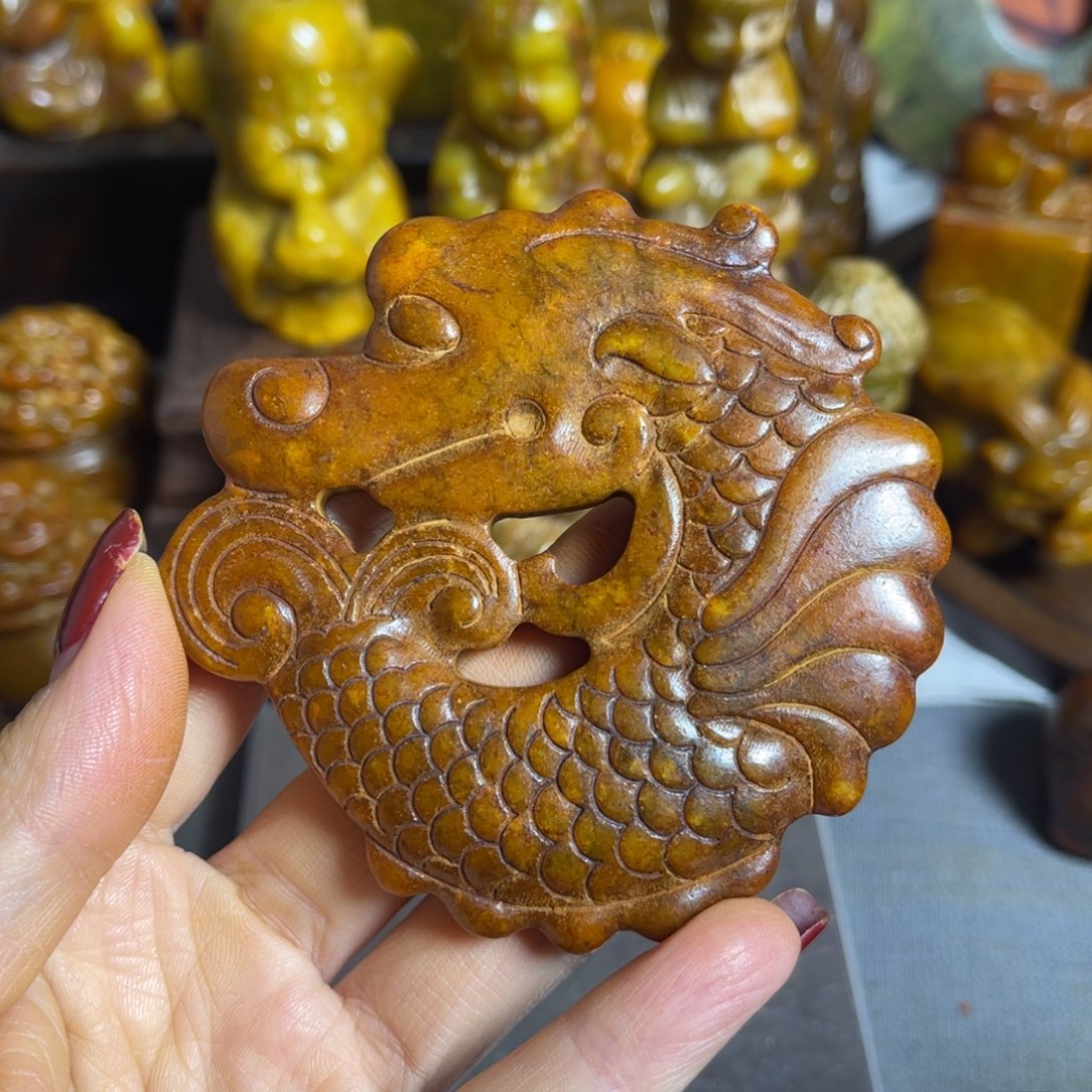 蛇纹石玉合金颈饰
