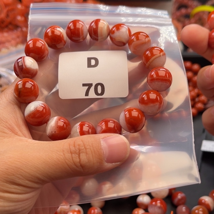 南红玛瑙未镶嵌多样性发货默认微瑕称重13mm
