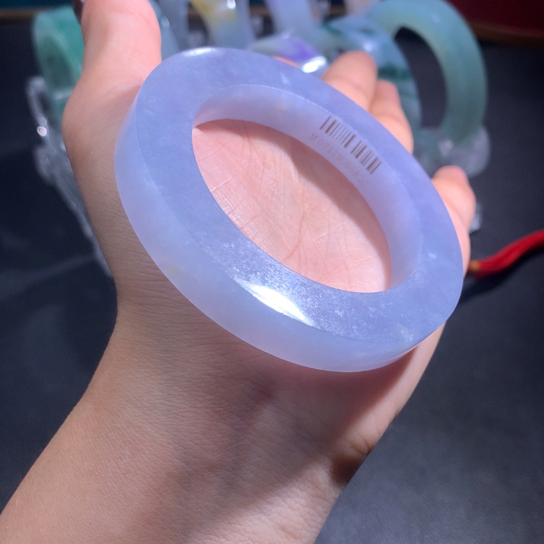 未镶嵌翡翠手镯定制翡翠