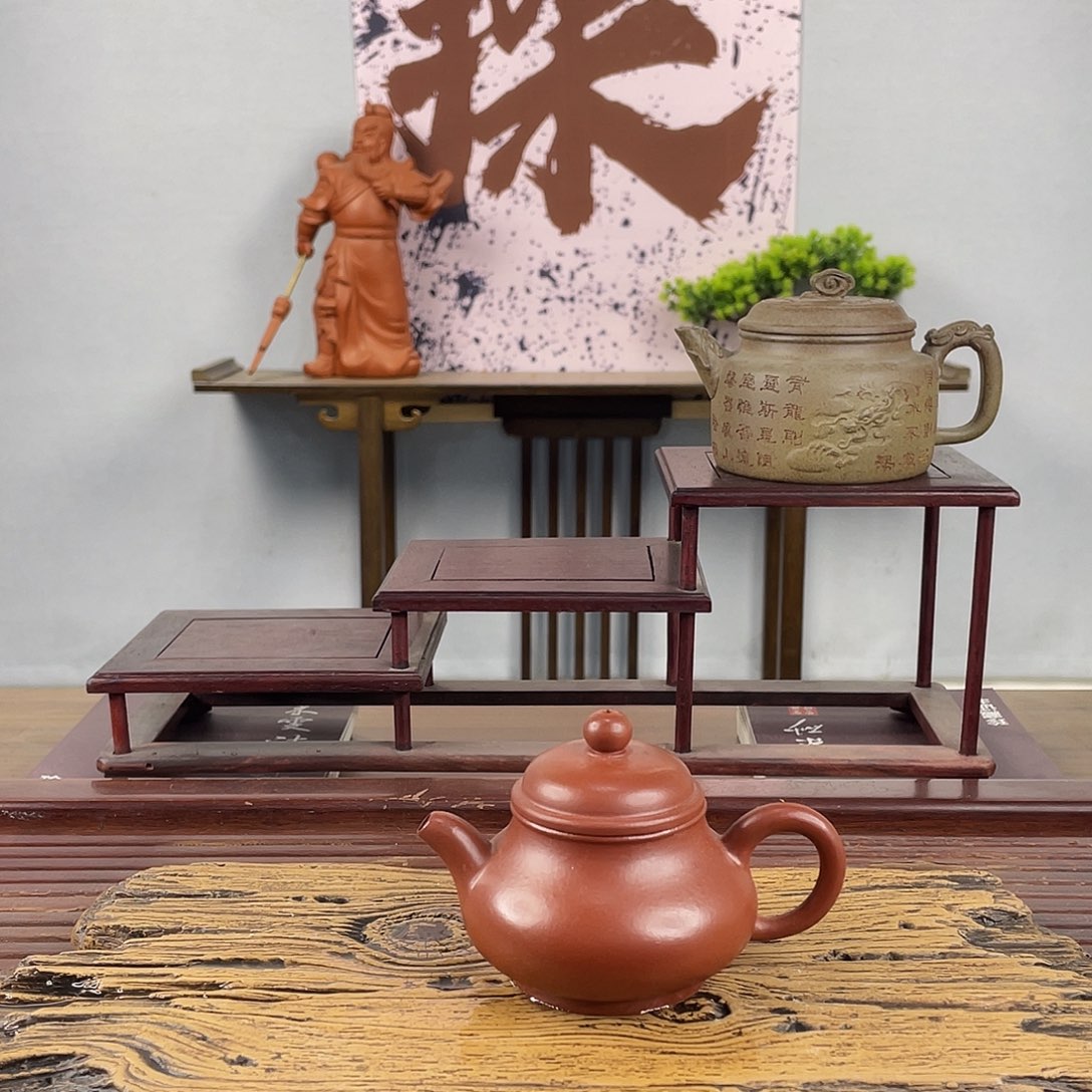 紫砂茶壶有**享一个人不够