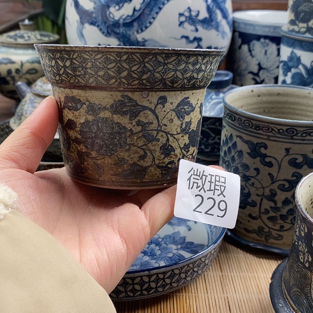 手工手绘青花陶瓷