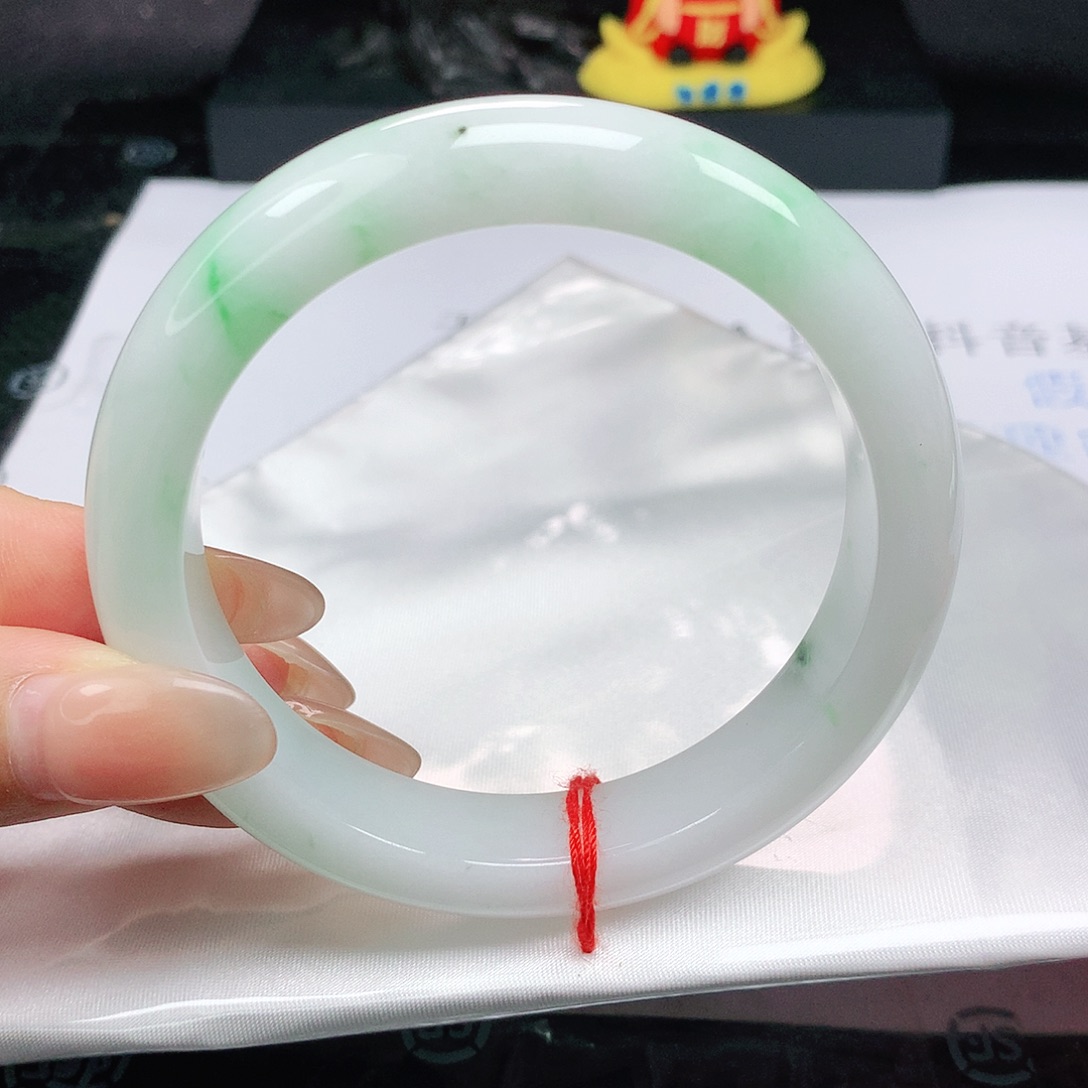 未镶嵌手镯翡翠正