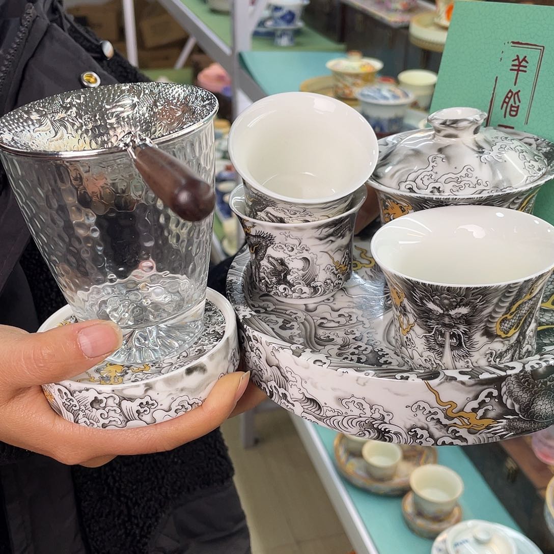 祝我们成为更好的一个人