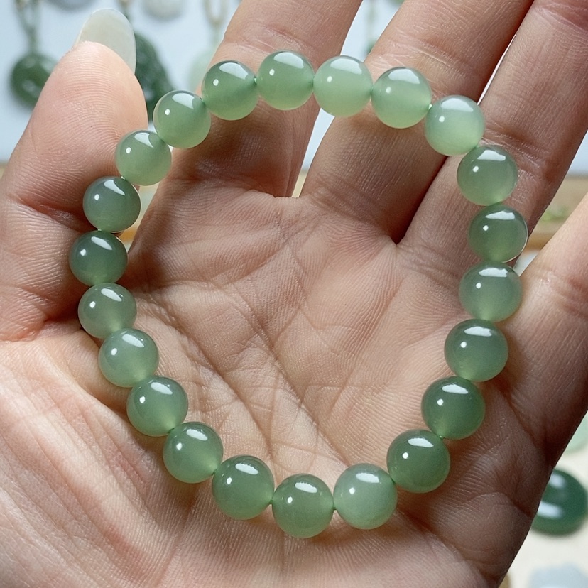 【闪购商品】颈饰未镶嵌和田玉