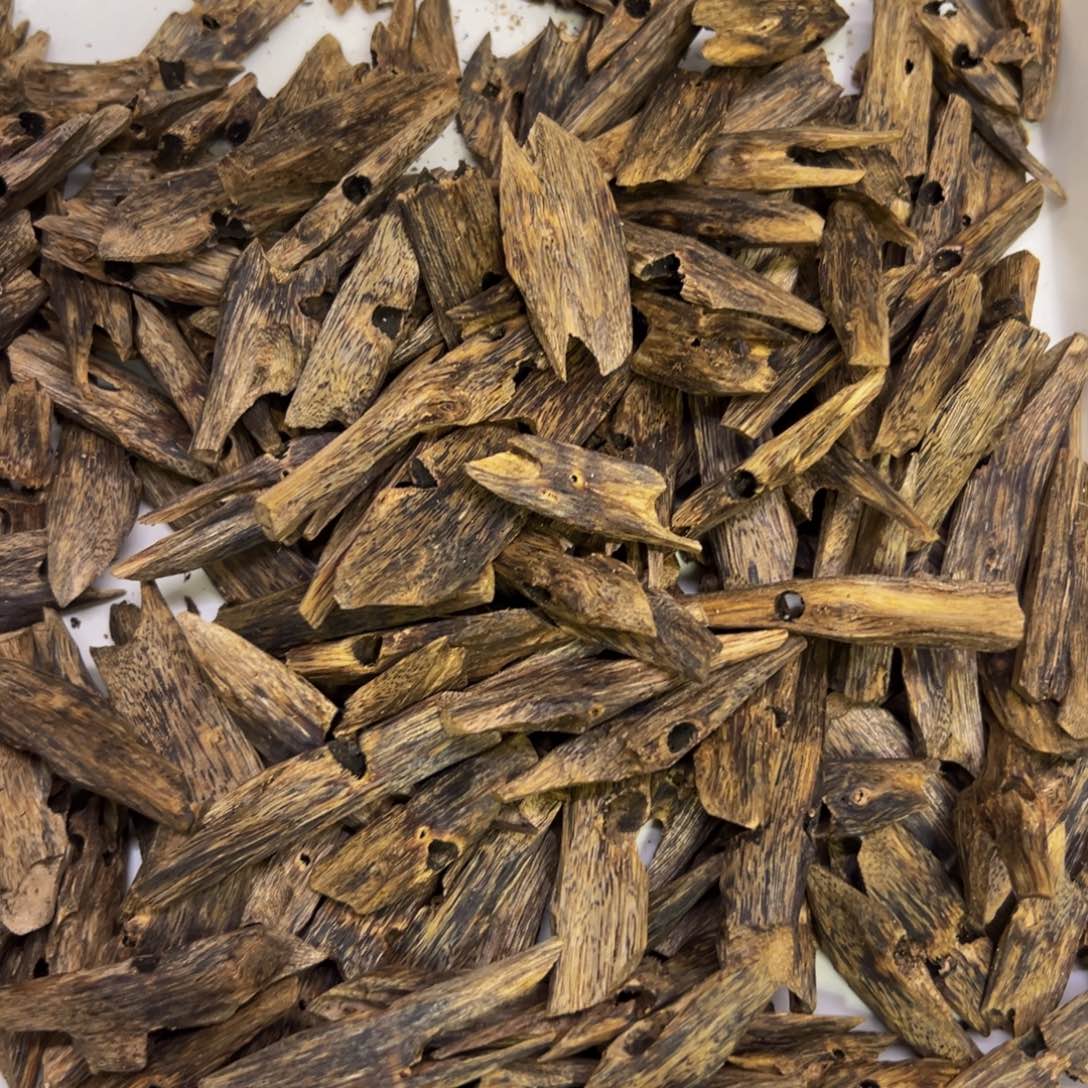 沉香沉香碎屑张勺子瓜子料100克