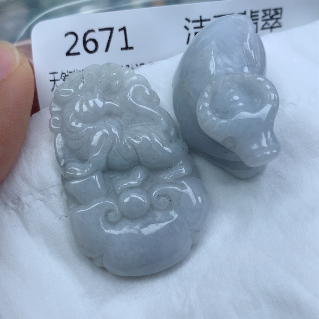 翡翠颈饰未镶嵌手串