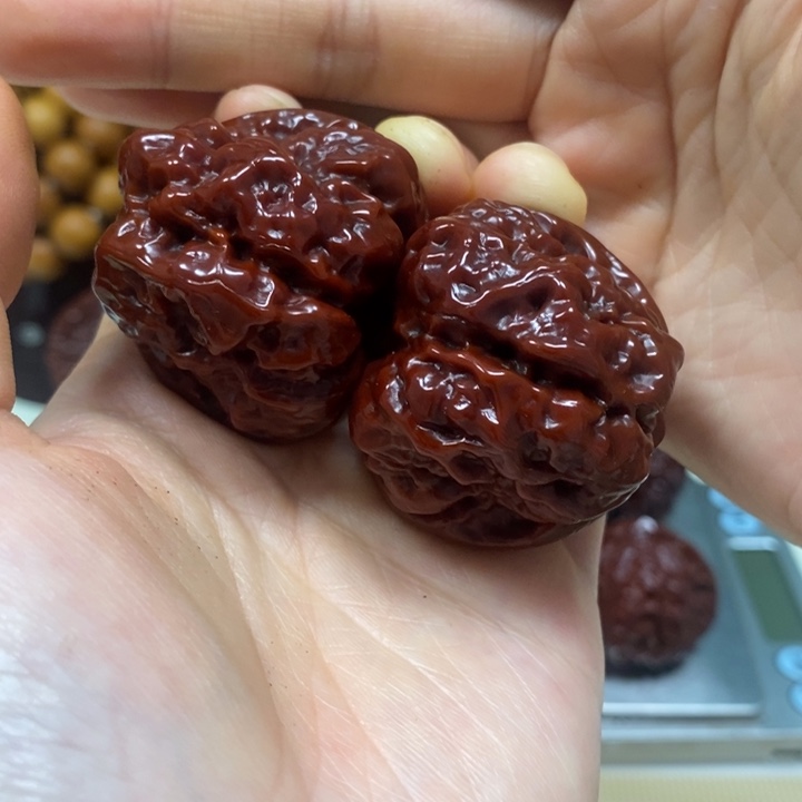 文玩核桃吊坠蛤蟆头