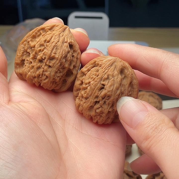 文玩核桃吊坠南疆石