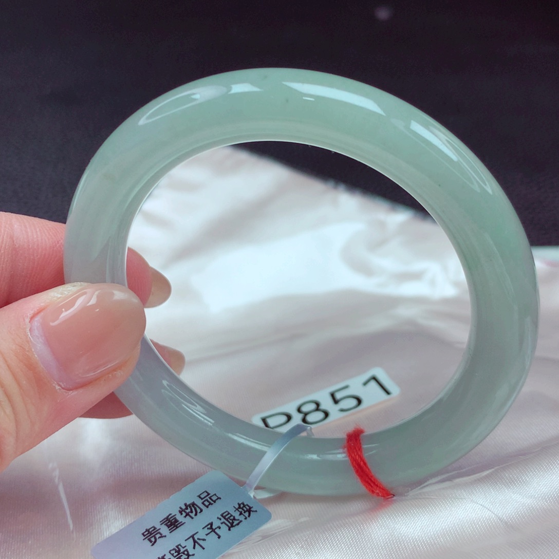 翡翠手镯未镶嵌手镯88