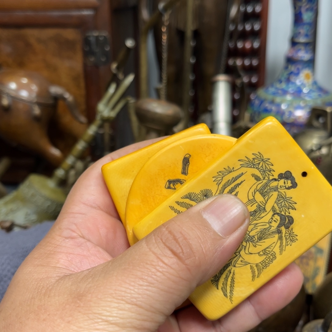 清***风铜我们都是很好的朋友