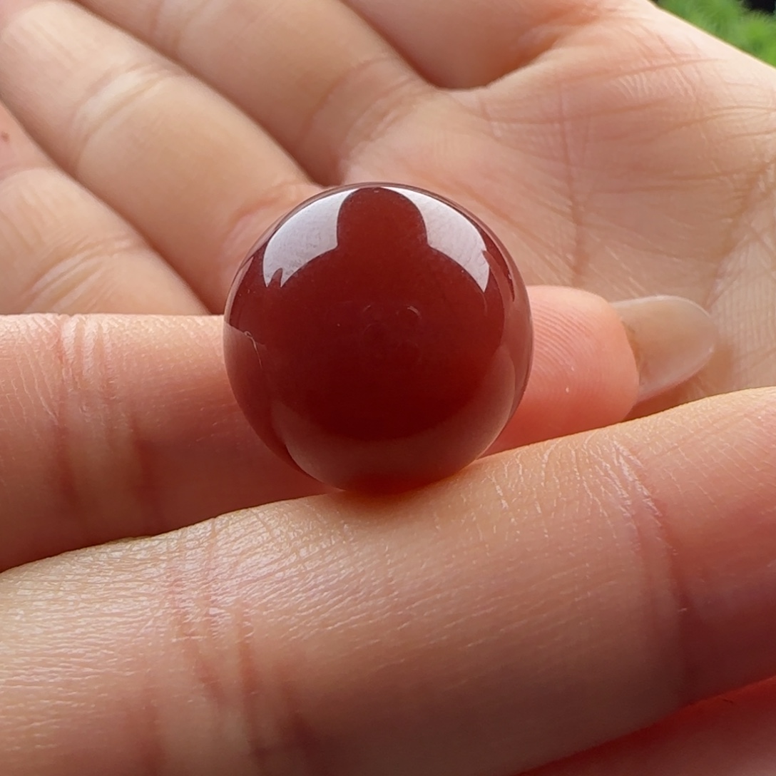 南红玛瑙未镶嵌圆珠16.1，有洞纹，
