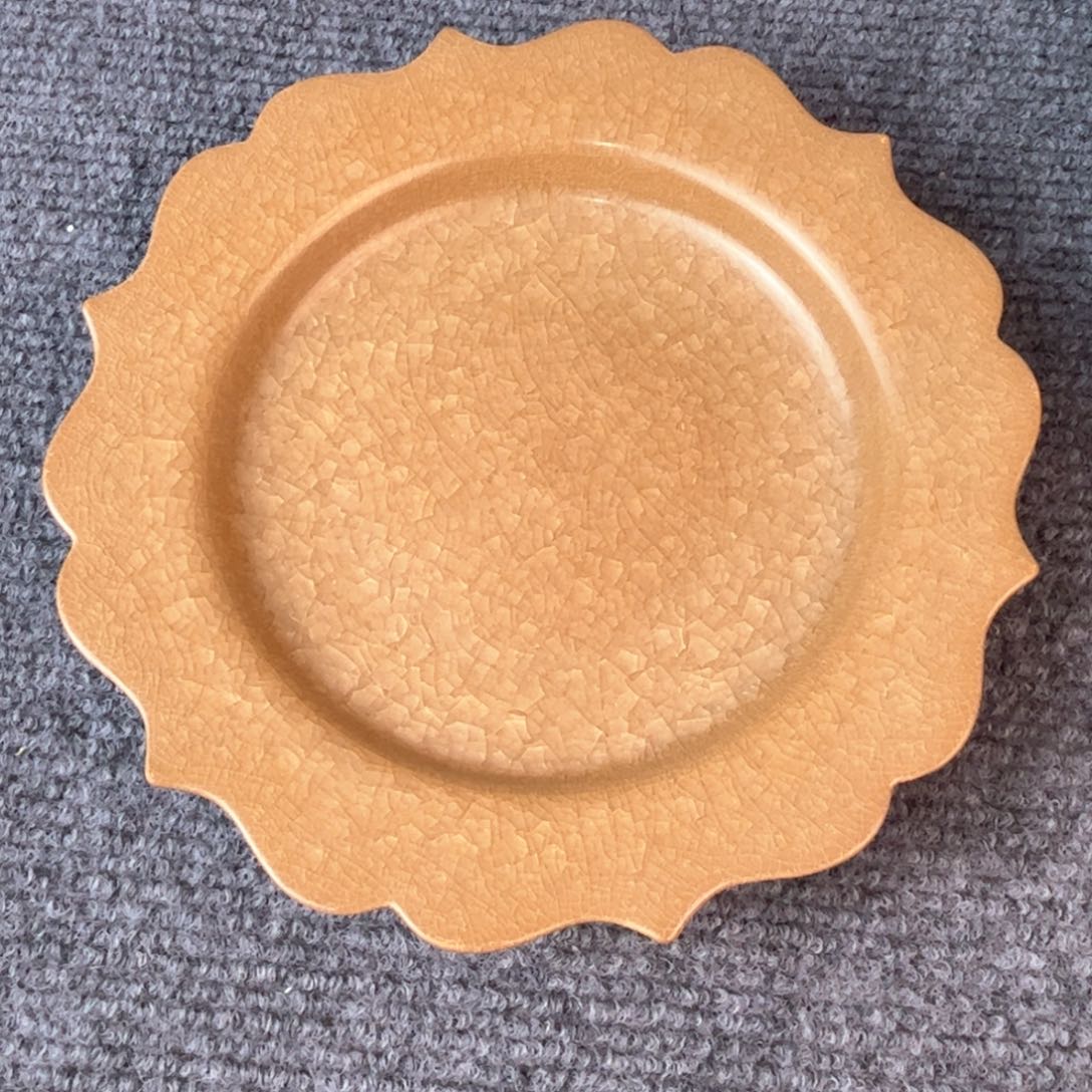 瓷片陶瓷黄釉花口盘