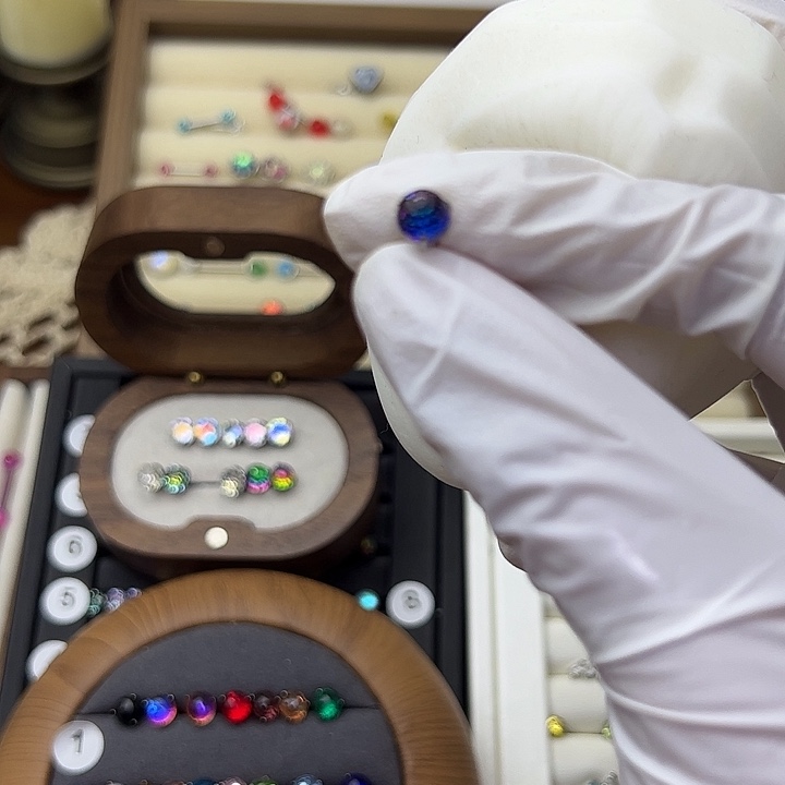 琉璃钛合金合金111