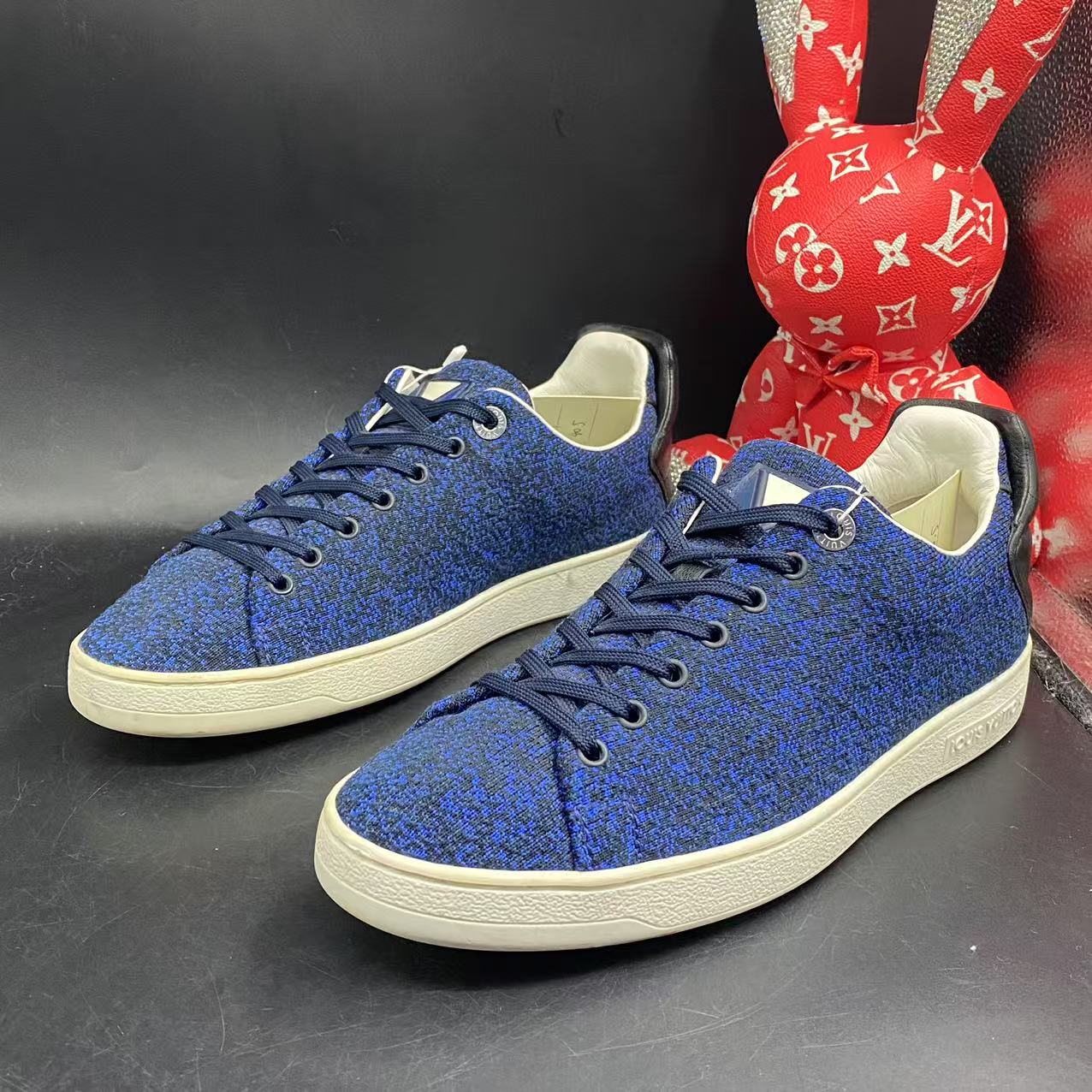 95新 LouisVuitton/路易威登 【聚星福利】蓝毛绒板鞋40.5码cat016