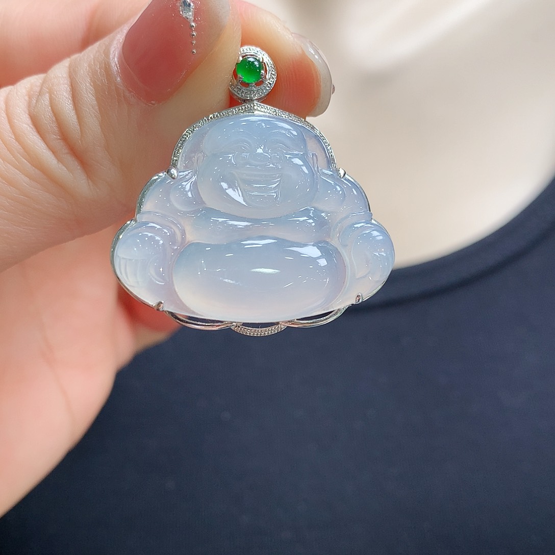 翡翠颈饰18K金镶嵌佛公