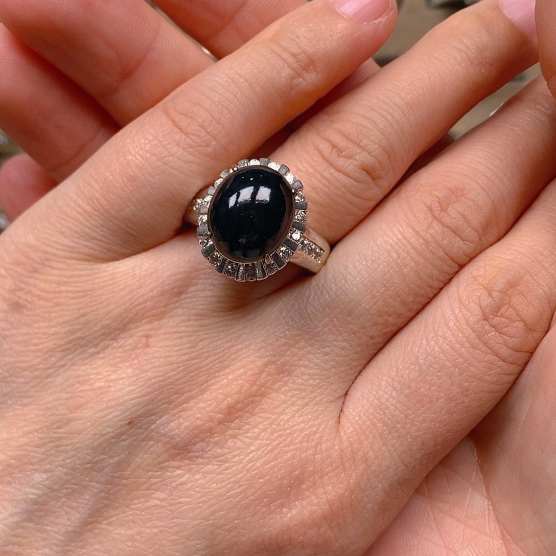 翡翠戒指未镶嵌翡翠蛋面