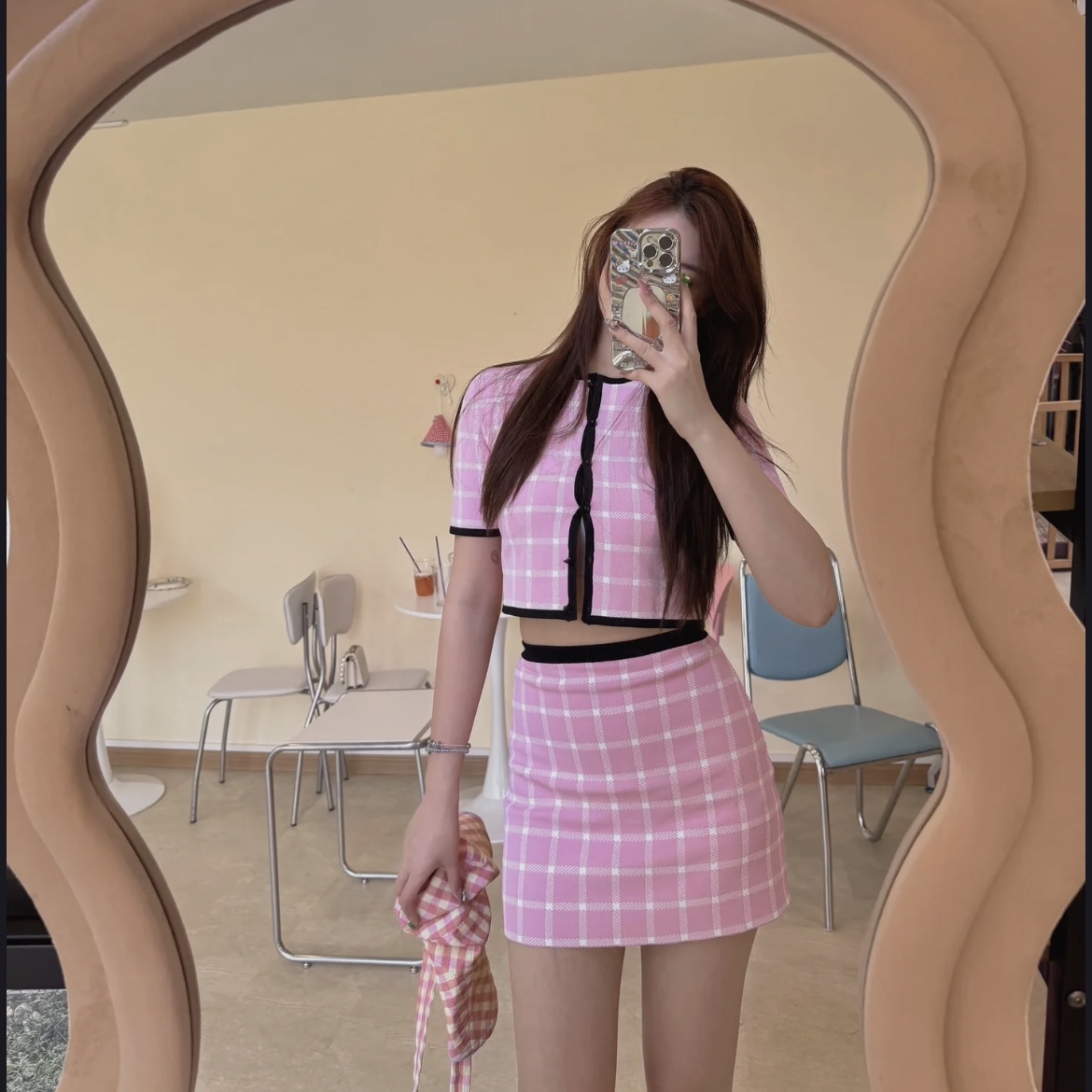 99新 MIU MIU/缪缪  010967 粉色格子开衫和半裙 40码