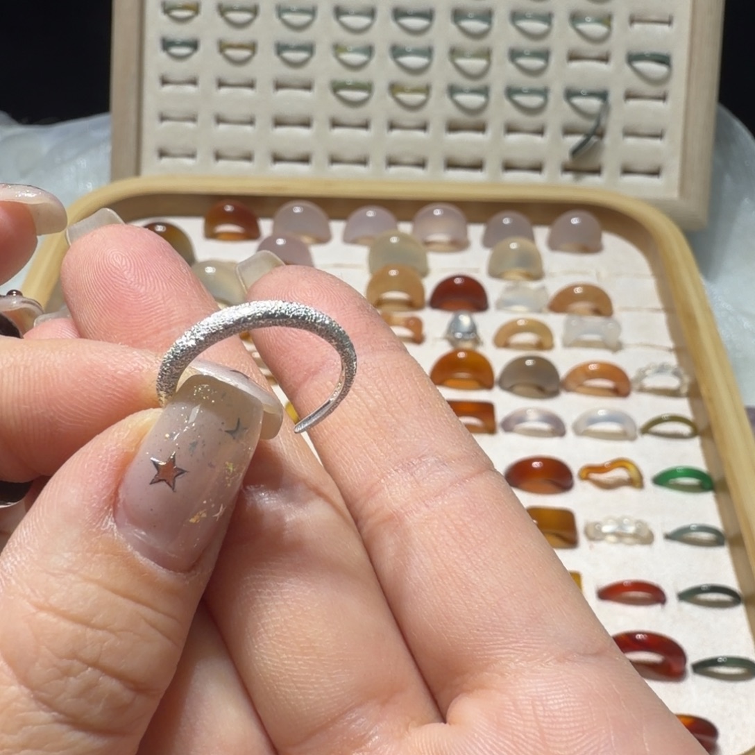哈***哈玛瑙/玉髓未镶嵌戒指