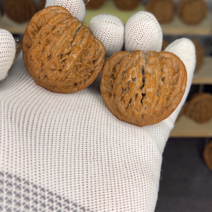 文玩核桃吊坠42全品红皮四座楼天残脚