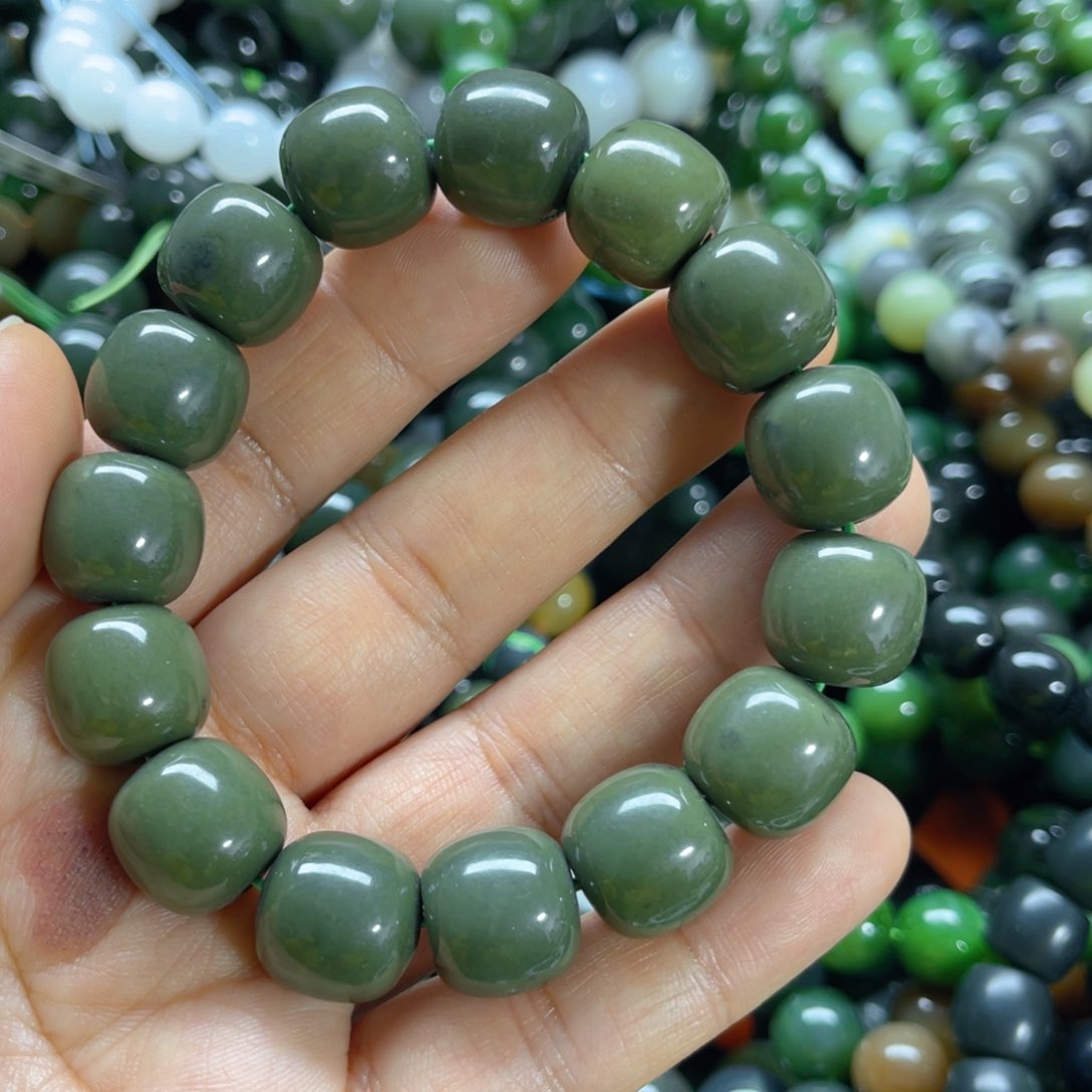 未镶嵌手链和田玉