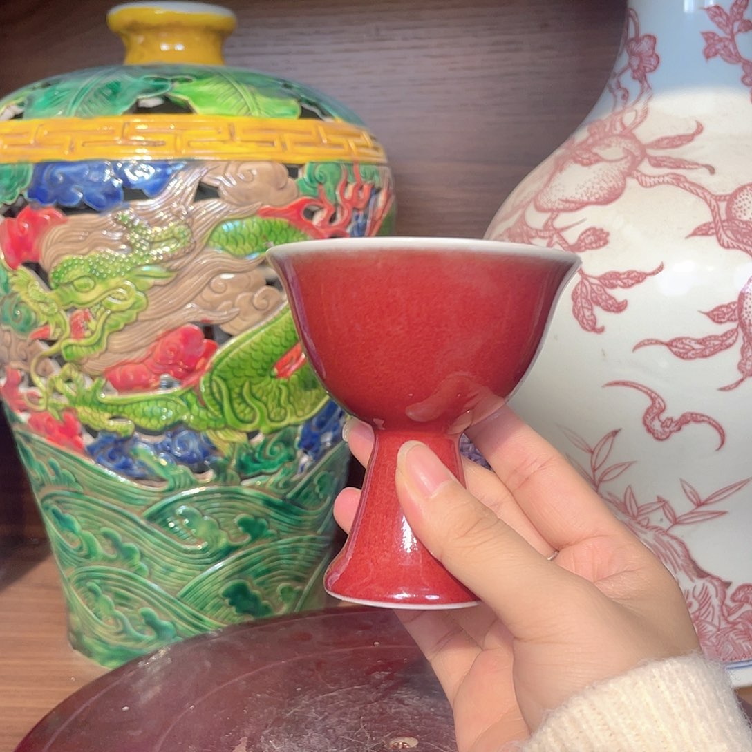摆件红釉瓷器瓷器瓷器