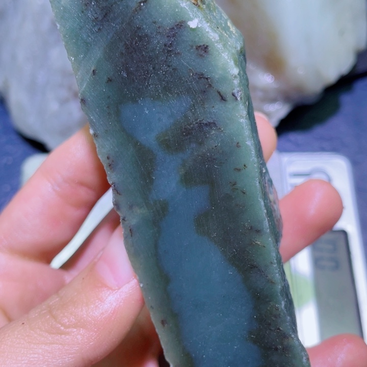 和田玉未镶嵌珠宝半成品